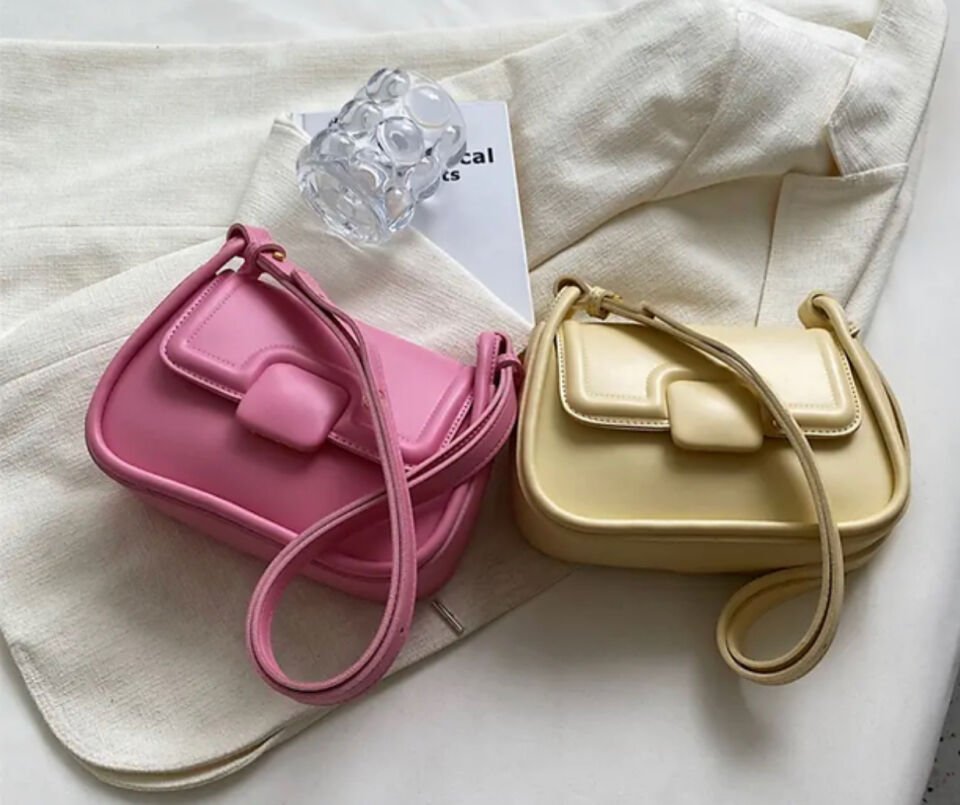 Fiana Askılı Çanta