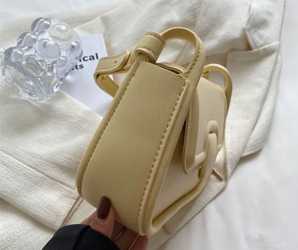 Fiana Askılı Çanta