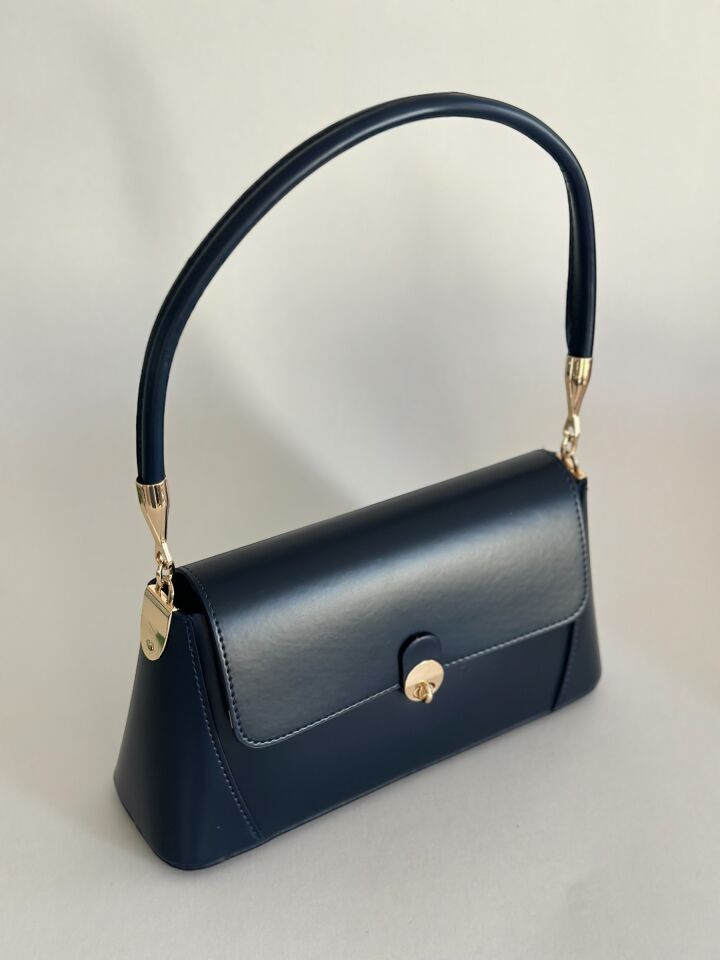 Caryle Lacivert Baget Çanta