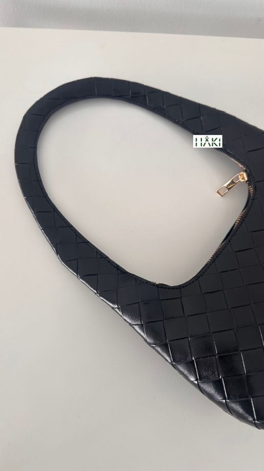 Chubu Örgü Desen Siyah Baget Çanta