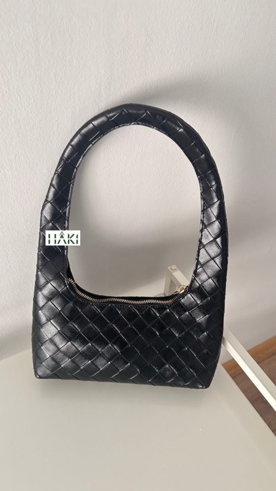 Chubu Örgü Desen Siyah Baget Çanta