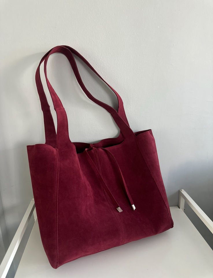 Veneta Yumuşak Süet El ve Omuz Çantası Bordo