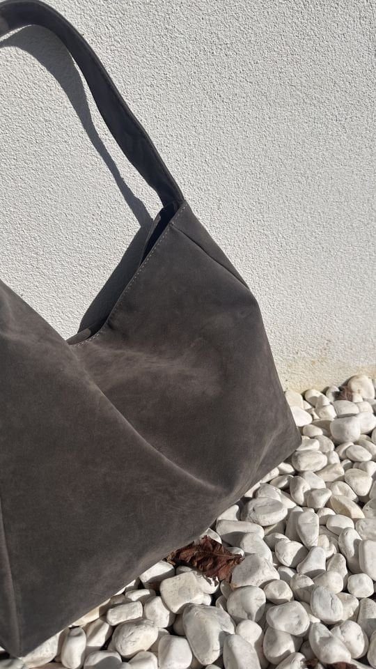 Nuka Süet Kalın Askılı El ve Omuz Çantası Gri