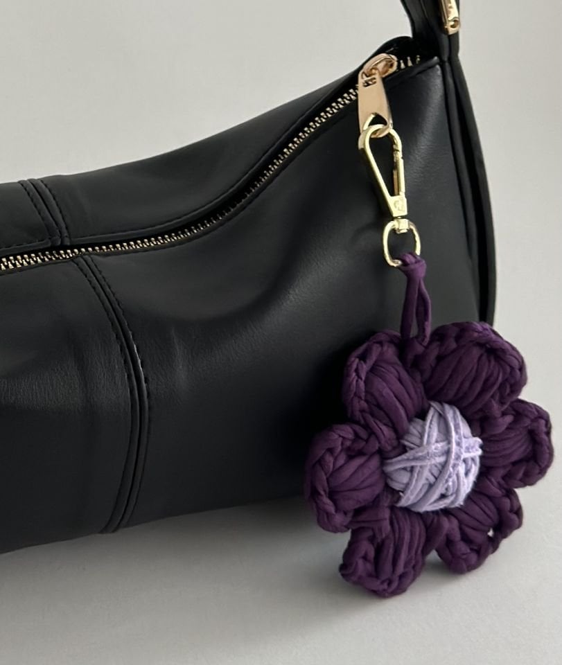 Flower Charm Mor