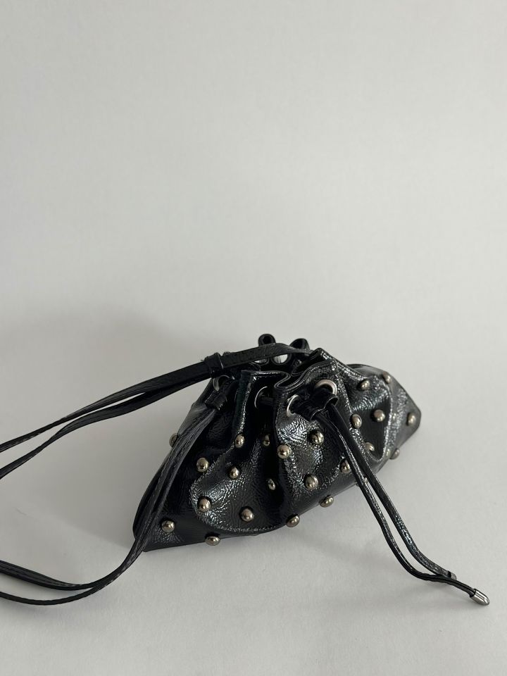 Westa Zımba Detaylı Büzgülü Omuz ve Çapraz Çanta Siyah