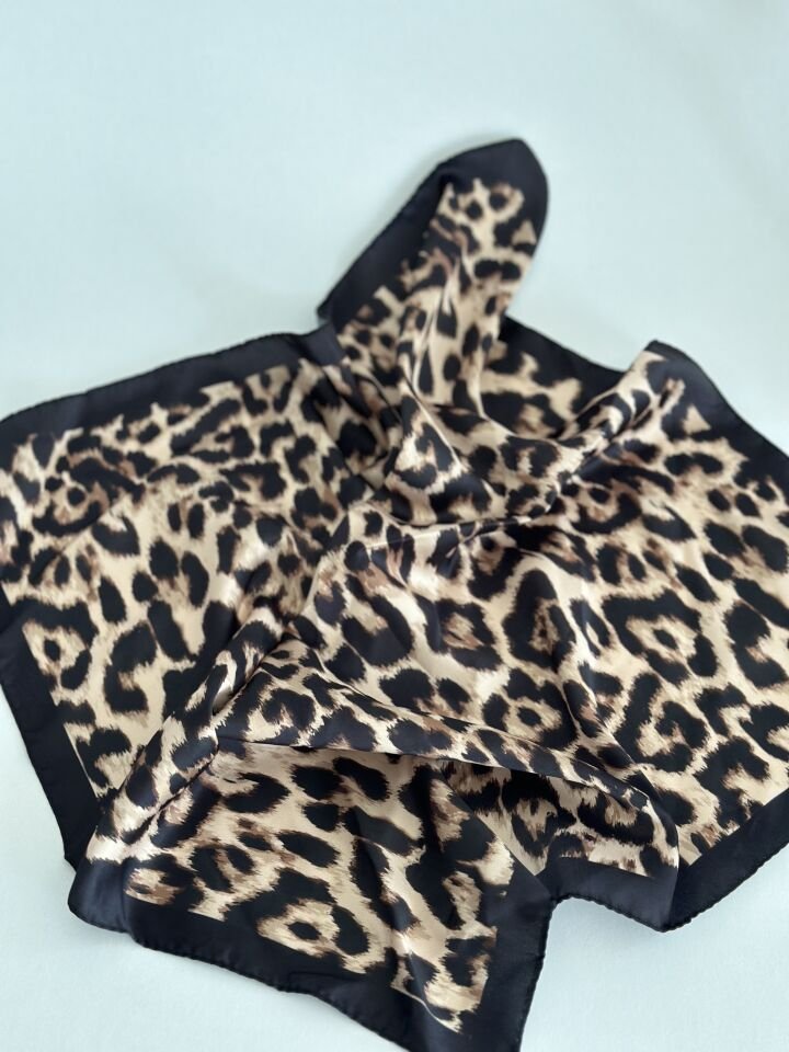Leopar Desenli Fular