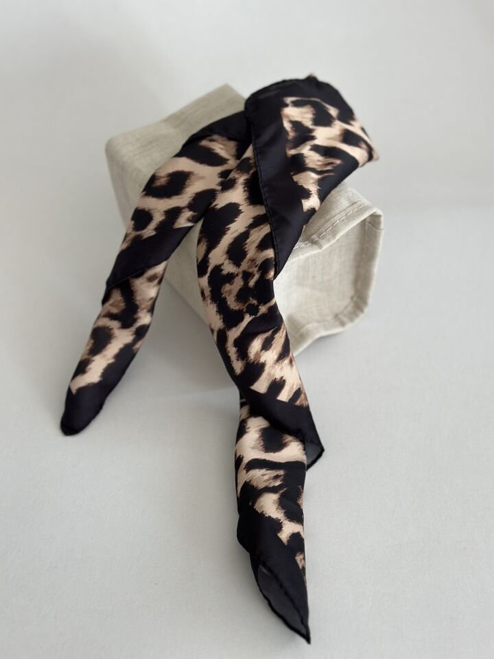 Leopar Desenli Fular