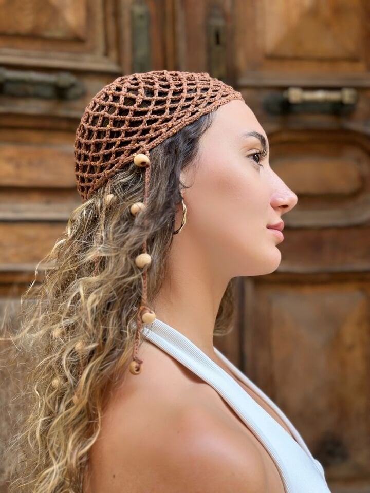 Kahverengi Pullu Örgü Kroşe Saç Filesi Boncuk Detaylı Bohem Bandana