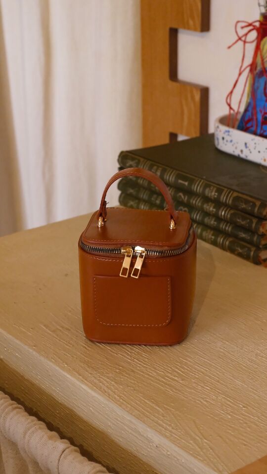 Jenner Mini Kutu El ve Omuz Çantası Taba