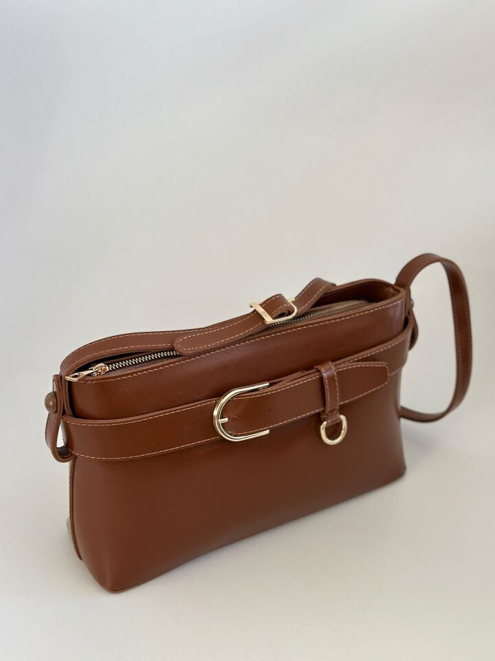 Lora Kemer Detay Omuz Çantası Taba